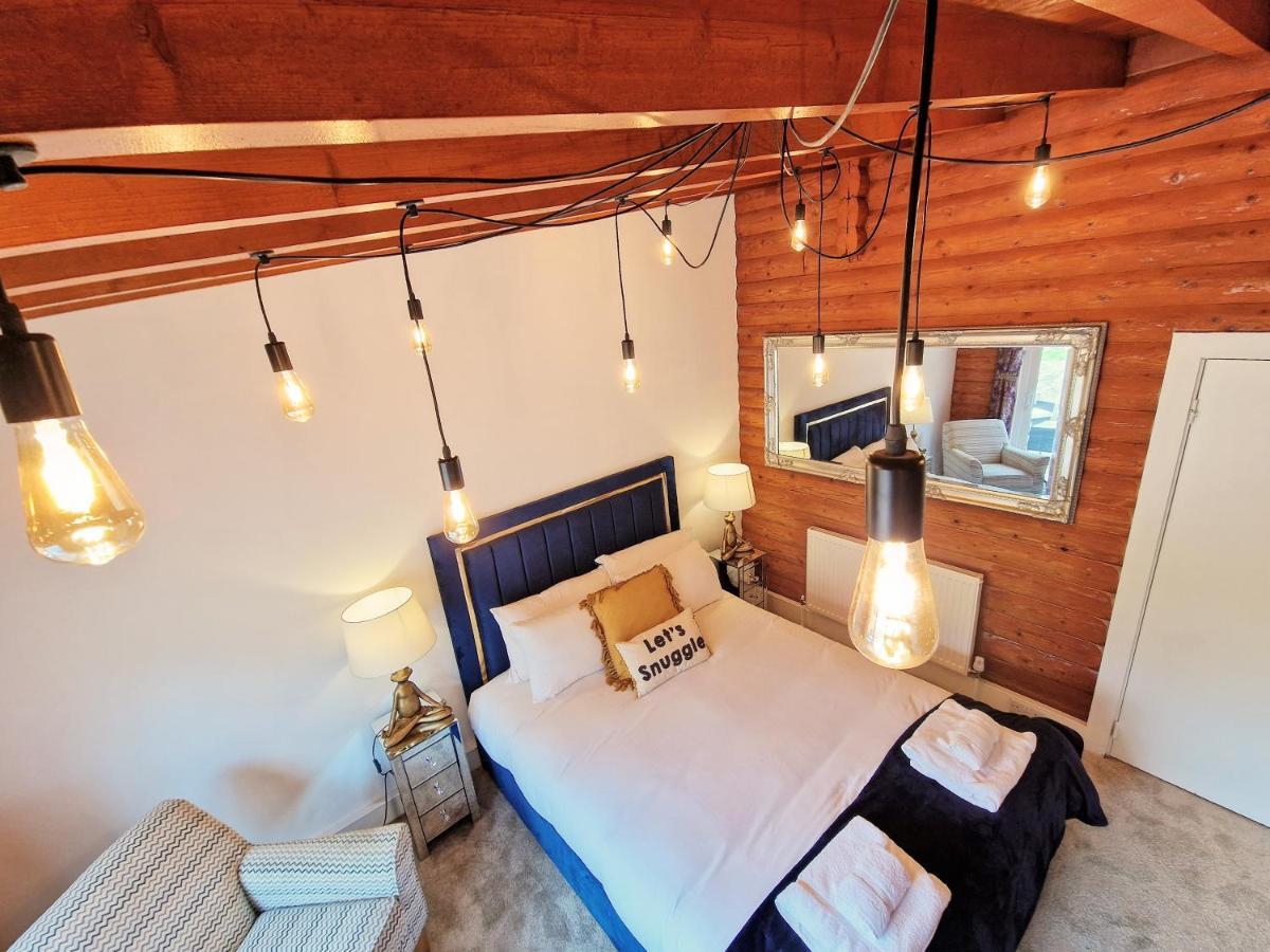 Kaoglen Squirrel Drey-Hot Tub-Pet Friendly-Perth Villa Balnald Bagian luar foto