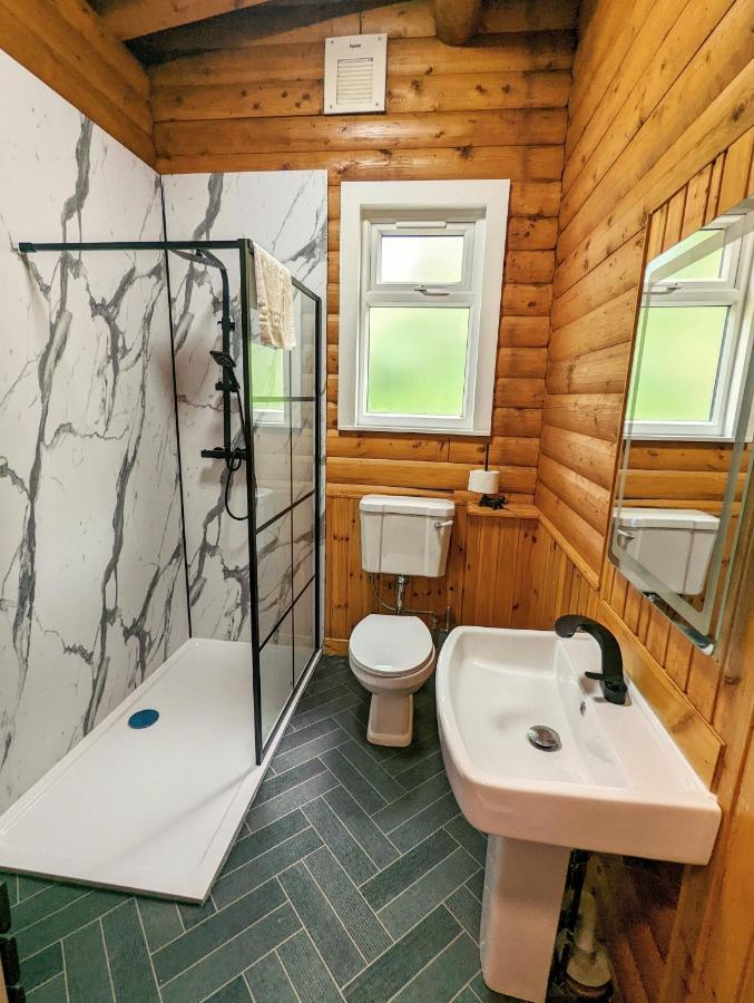 Kaoglen Squirrel Drey-Hot Tub-Pet Friendly-Perth Villa Balnald Bagian luar foto
