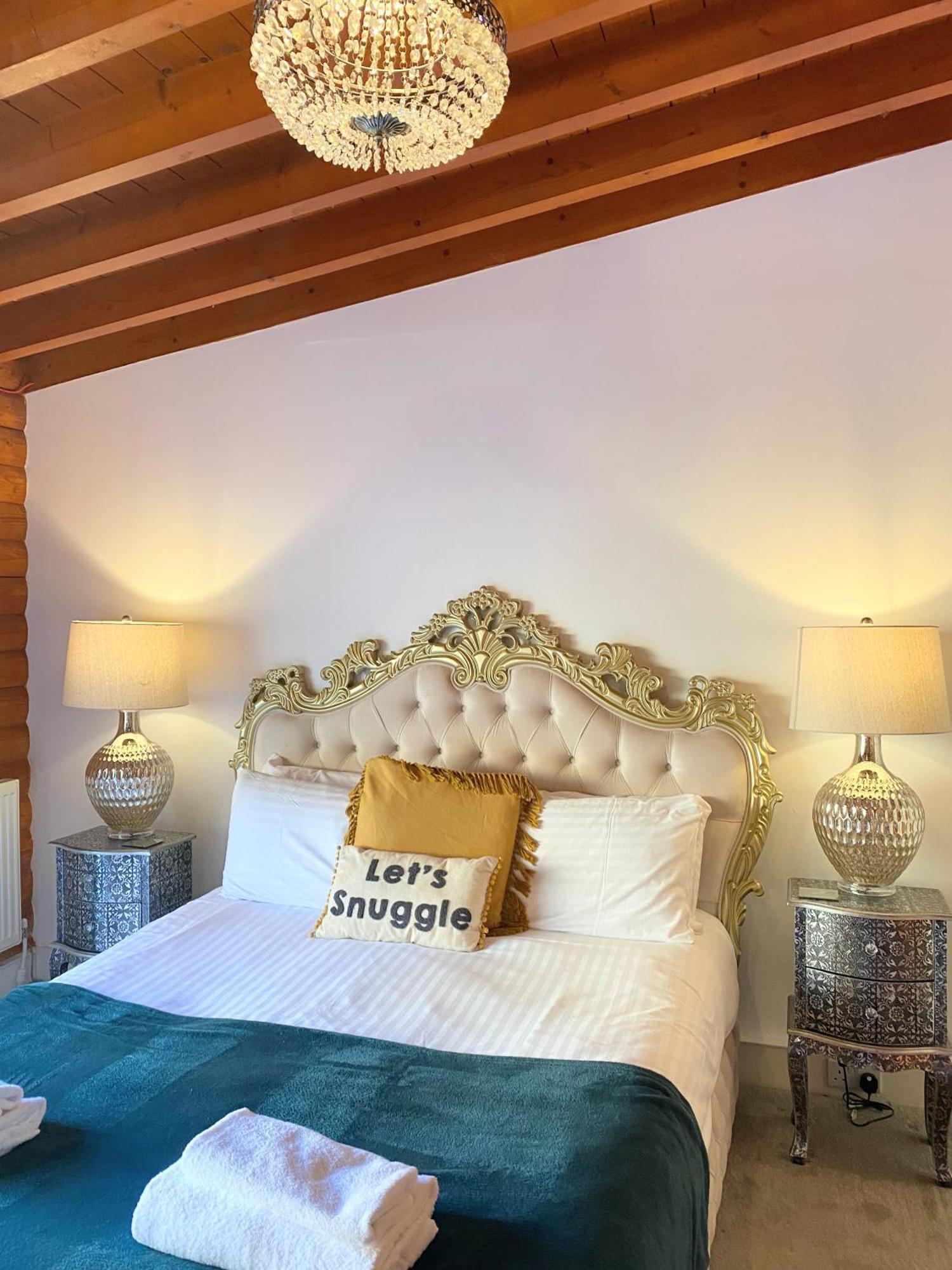Kaoglen Squirrel Drey-Hot Tub-Pet Friendly-Perth Villa Balnald Bagian luar foto